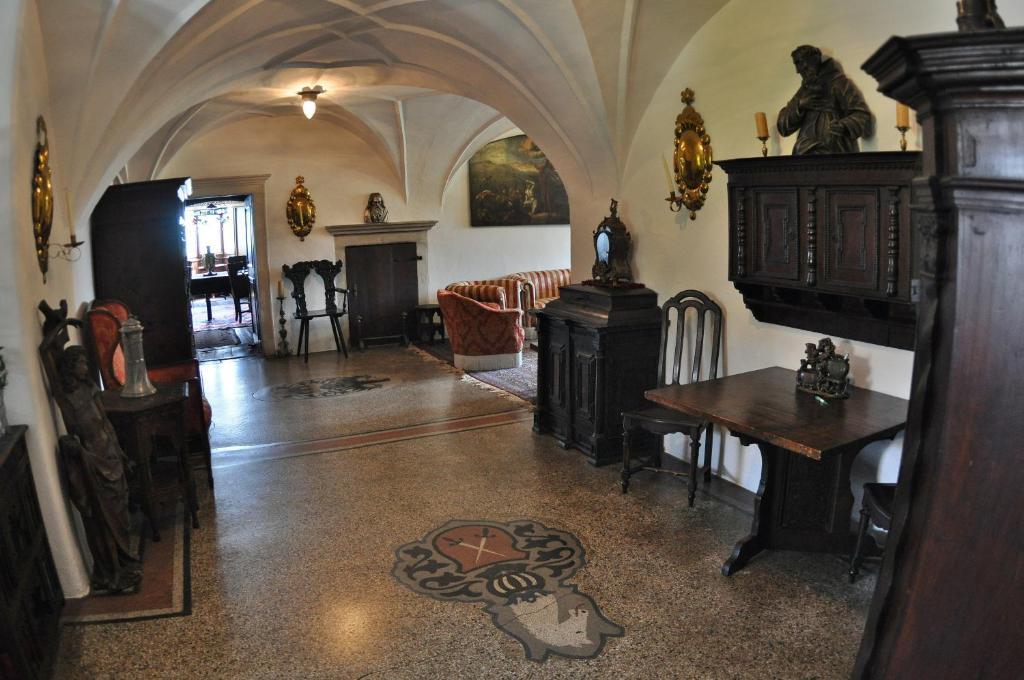 Apartments Schloss Paschbach Апиано сула Страда дел Вино Екстериор снимка