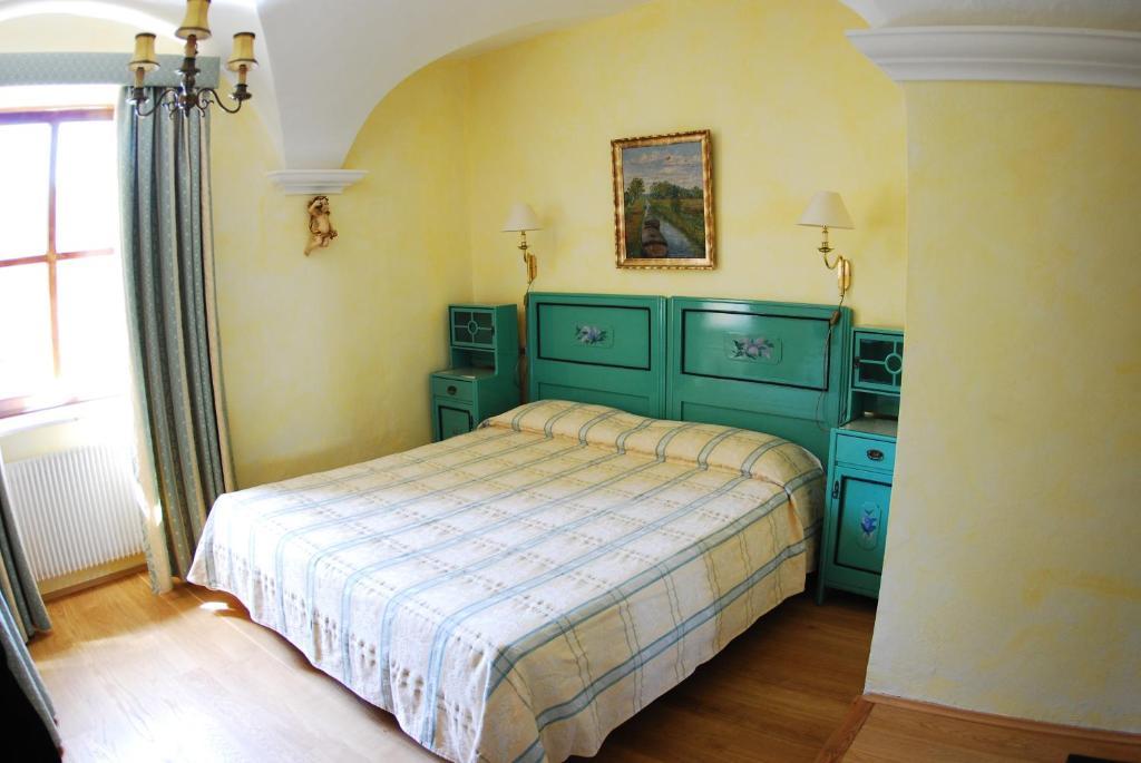 Apartments Schloss Paschbach Апиано сула Страда дел Вино Стая снимка