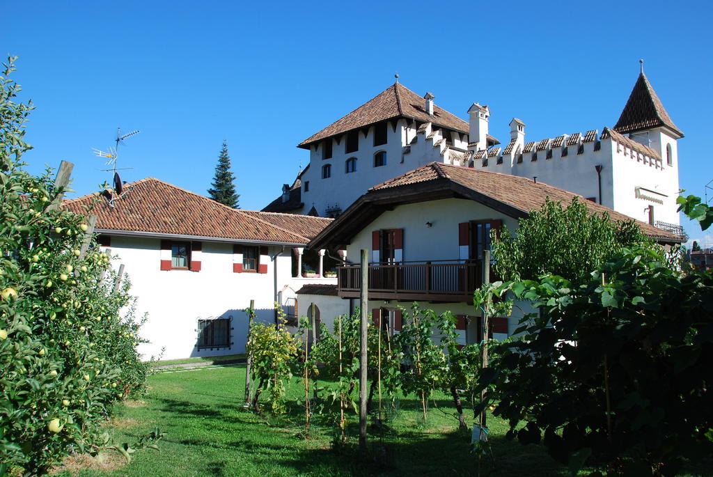 Apartments Schloss Paschbach Апиано сула Страда дел Вино Стая снимка