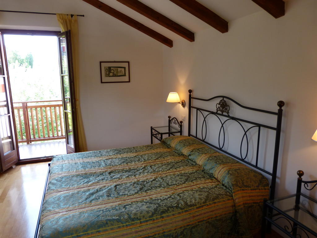 Apartments Schloss Paschbach Апиано сула Страда дел Вино Стая снимка