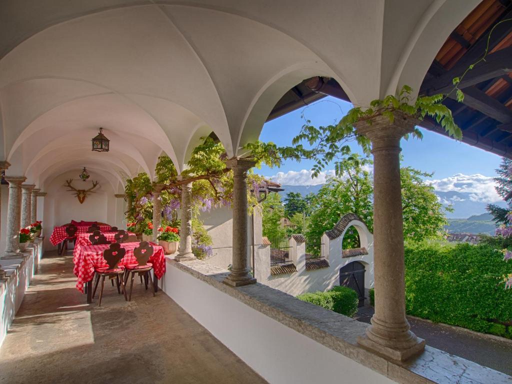 Apartments Schloss Paschbach Апиано сула Страда дел Вино Екстериор снимка