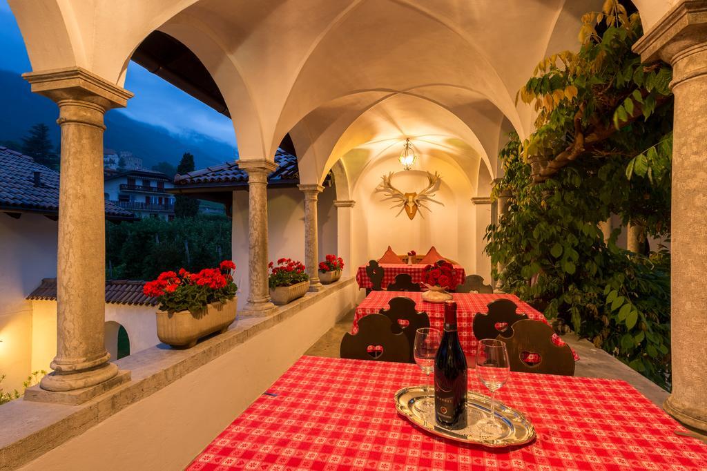 Apartments Schloss Paschbach Апиано сула Страда дел Вино Екстериор снимка