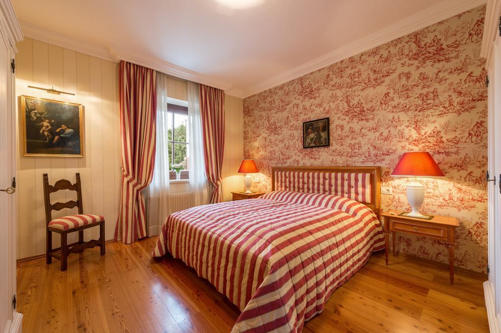 Apartments Schloss Paschbach Апиано сула Страда дел Вино Екстериор снимка