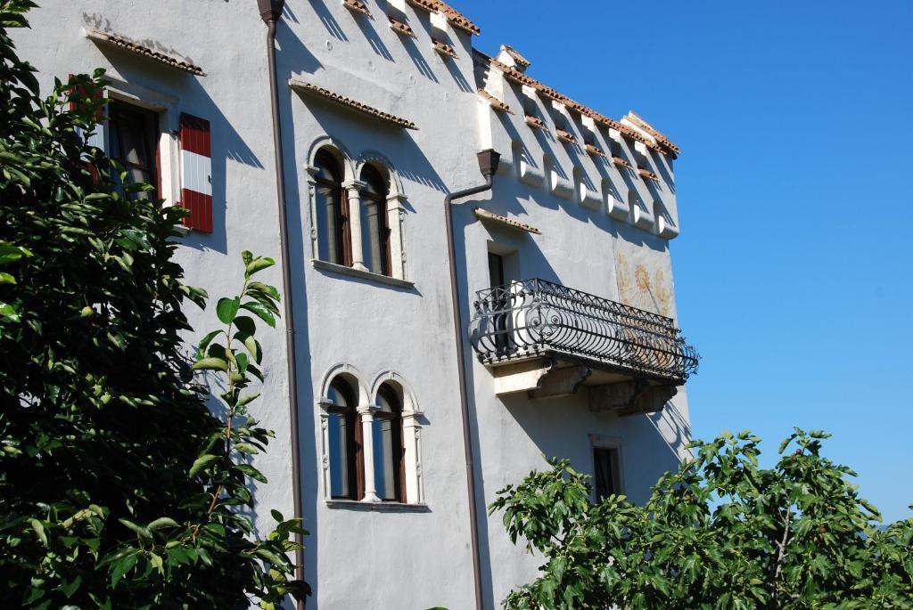 Apartments Schloss Paschbach Апиано сула Страда дел Вино Екстериор снимка
