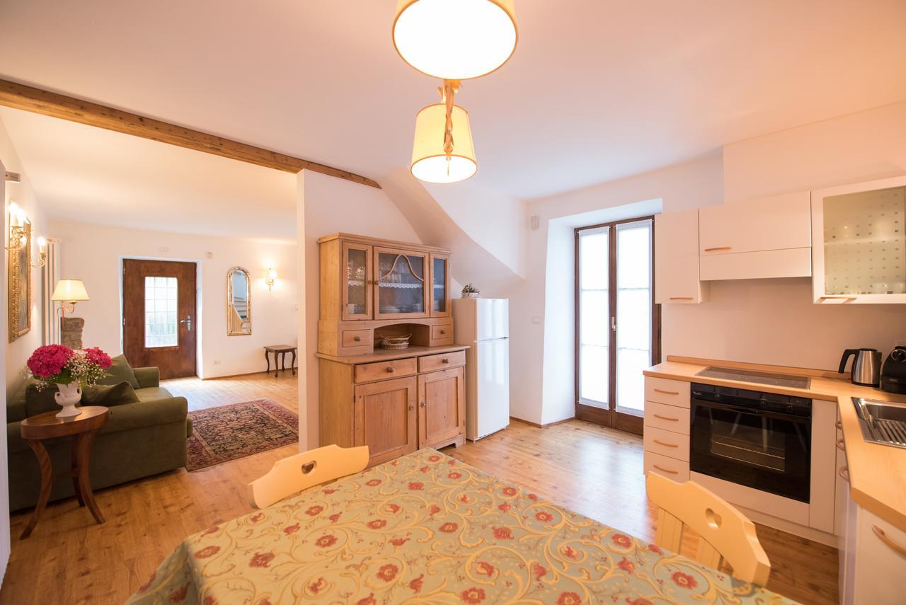 Apartments Schloss Paschbach Апиано сула Страда дел Вино Екстериор снимка